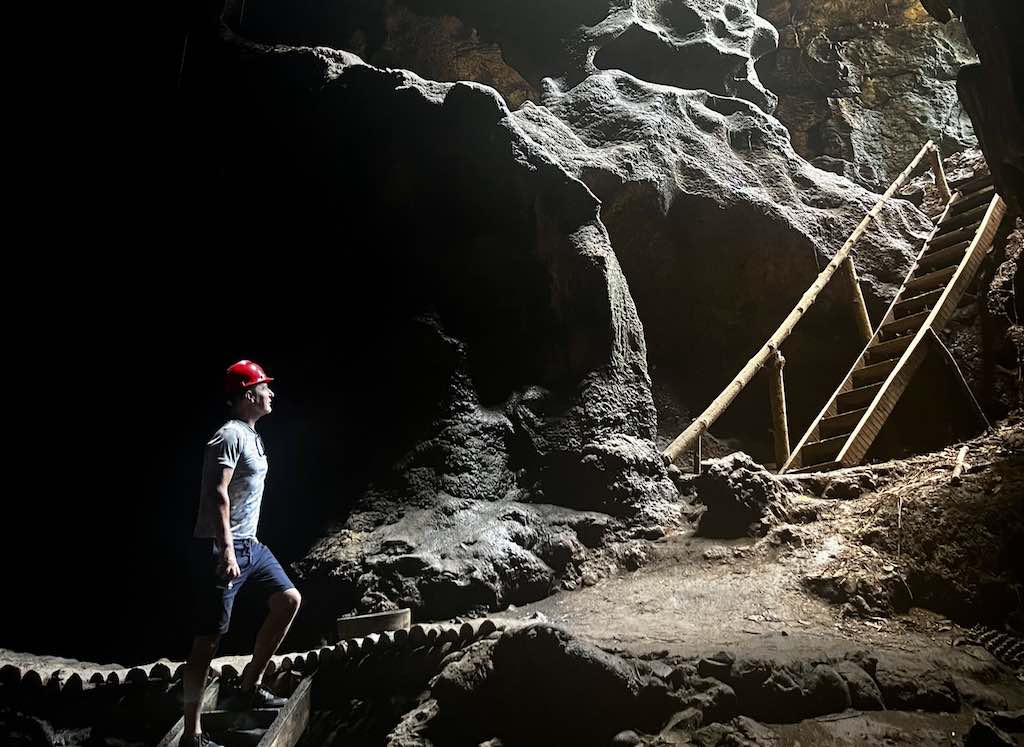 Lombok Indonésie Prabu grotte chauve-souris