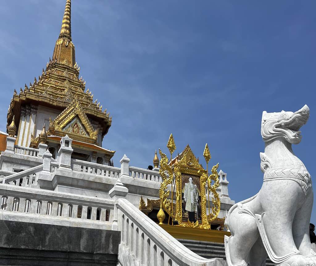 Temple du Buddha d'or Wat Traimit Bangkok Thailande