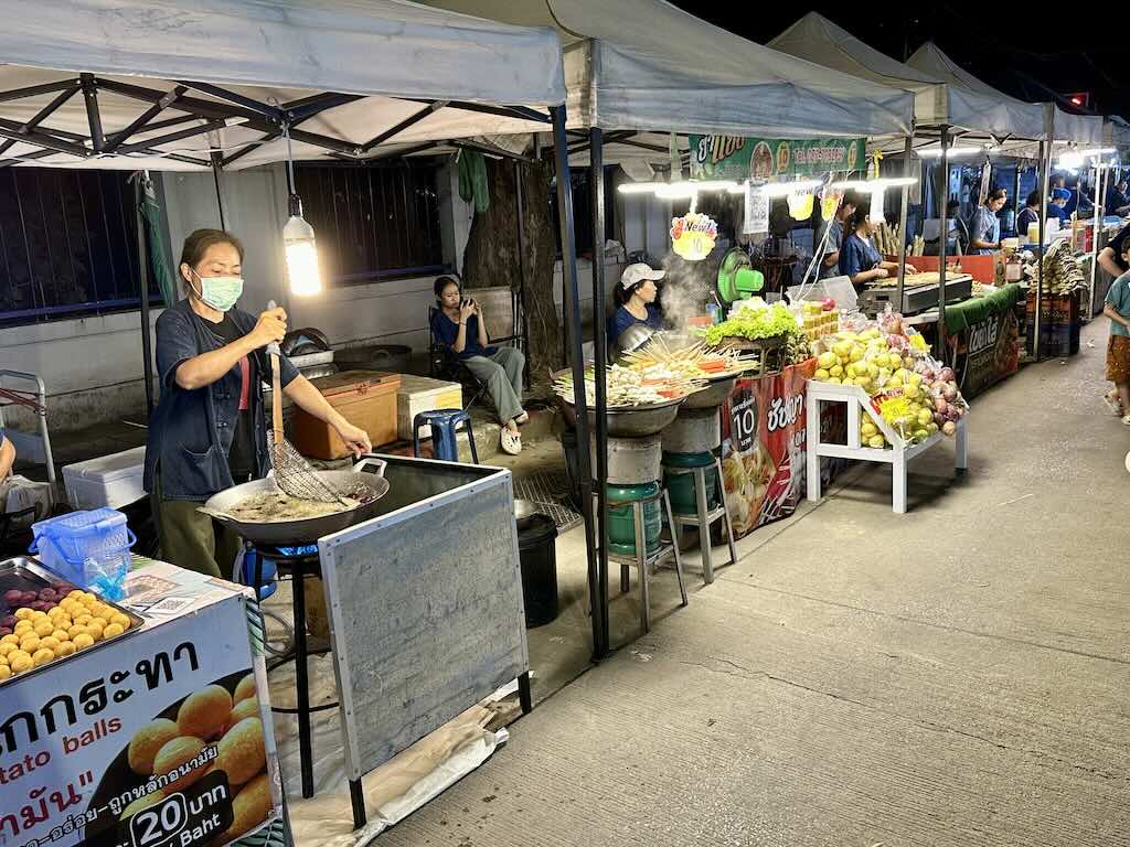 marche de nuit Chiang Rai