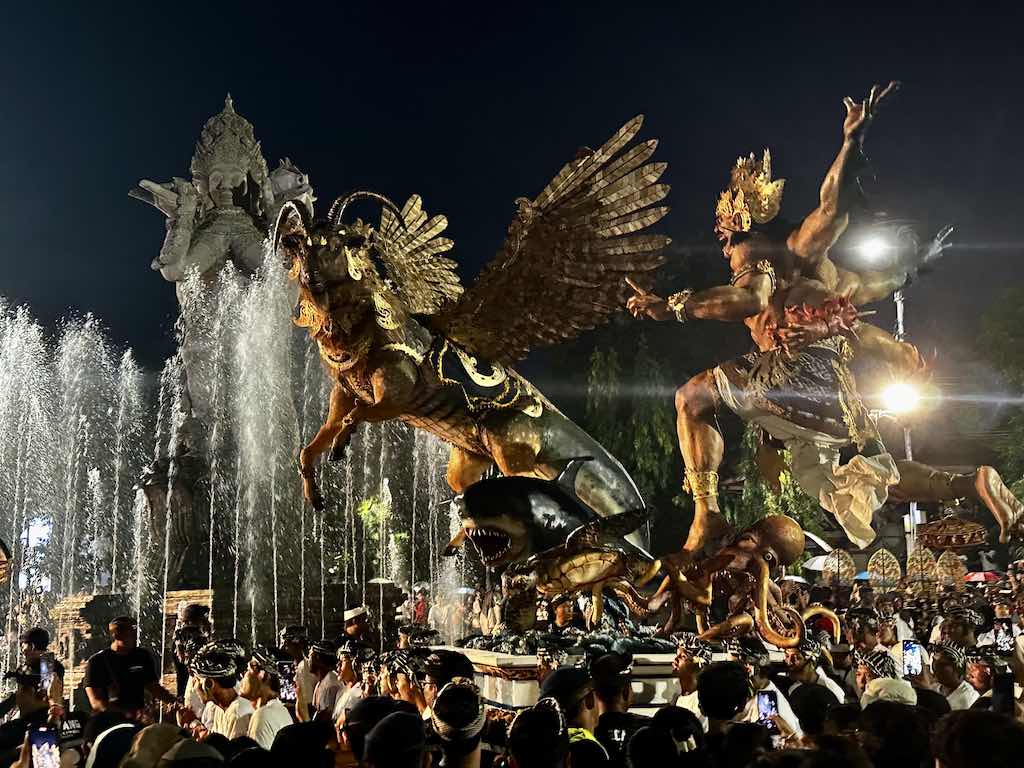 nyepi bali ogoh ogoh